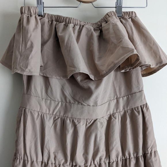 Off the shoulder Tiered Maxi Dress - tall - Picture 8 of 12